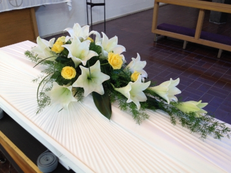 Arkun kukkakoriste 12